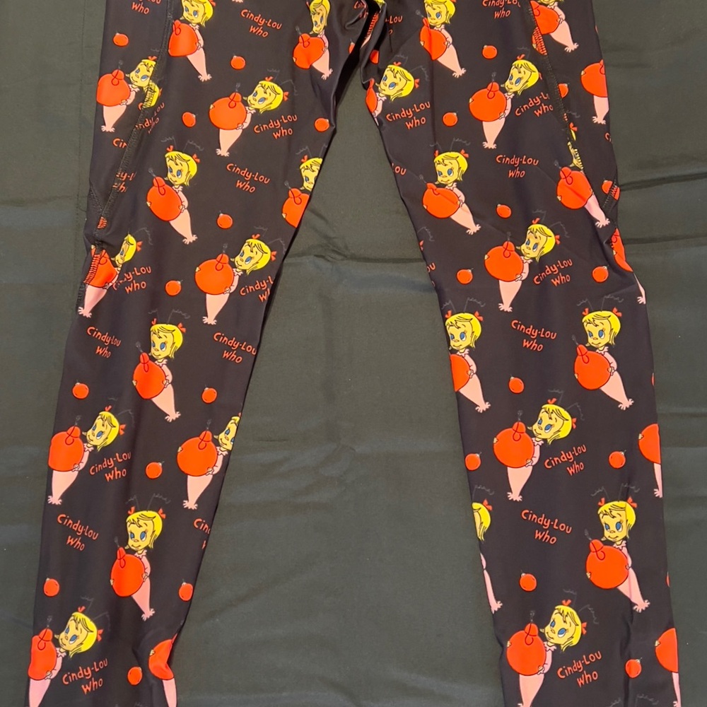 Spread the Holiday Cheer wearing a pair Cindy Lou Who Leggings! - Picture 4 of 8